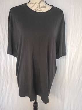 Lululemon Classic Black Crewneck T-Shirt